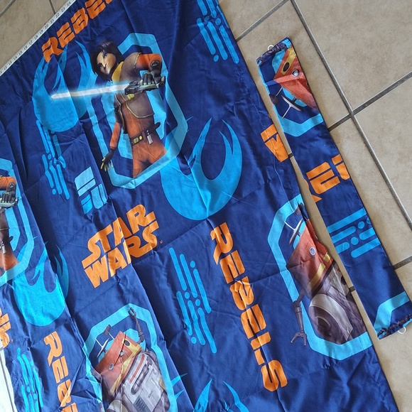 NWOT Set of 40" x 64" Star Wars Curtains - Picture 3 of 4